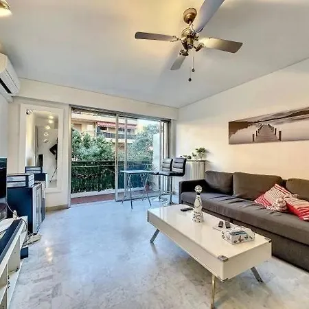 La Perle De Juan Les Pins 80m Des Plages Appartement Antibes